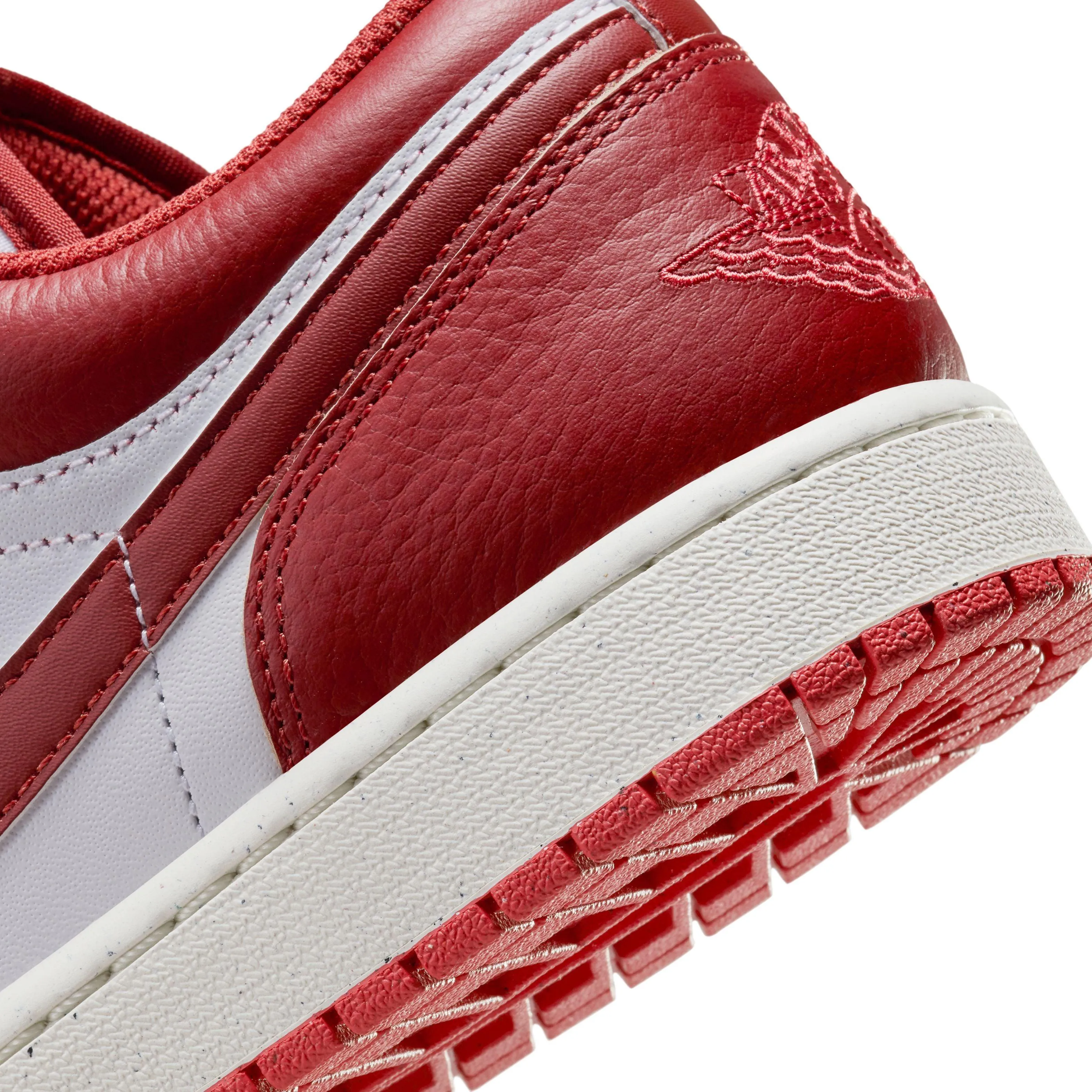 Air Jordan 1 Low SE 'Dune Red'