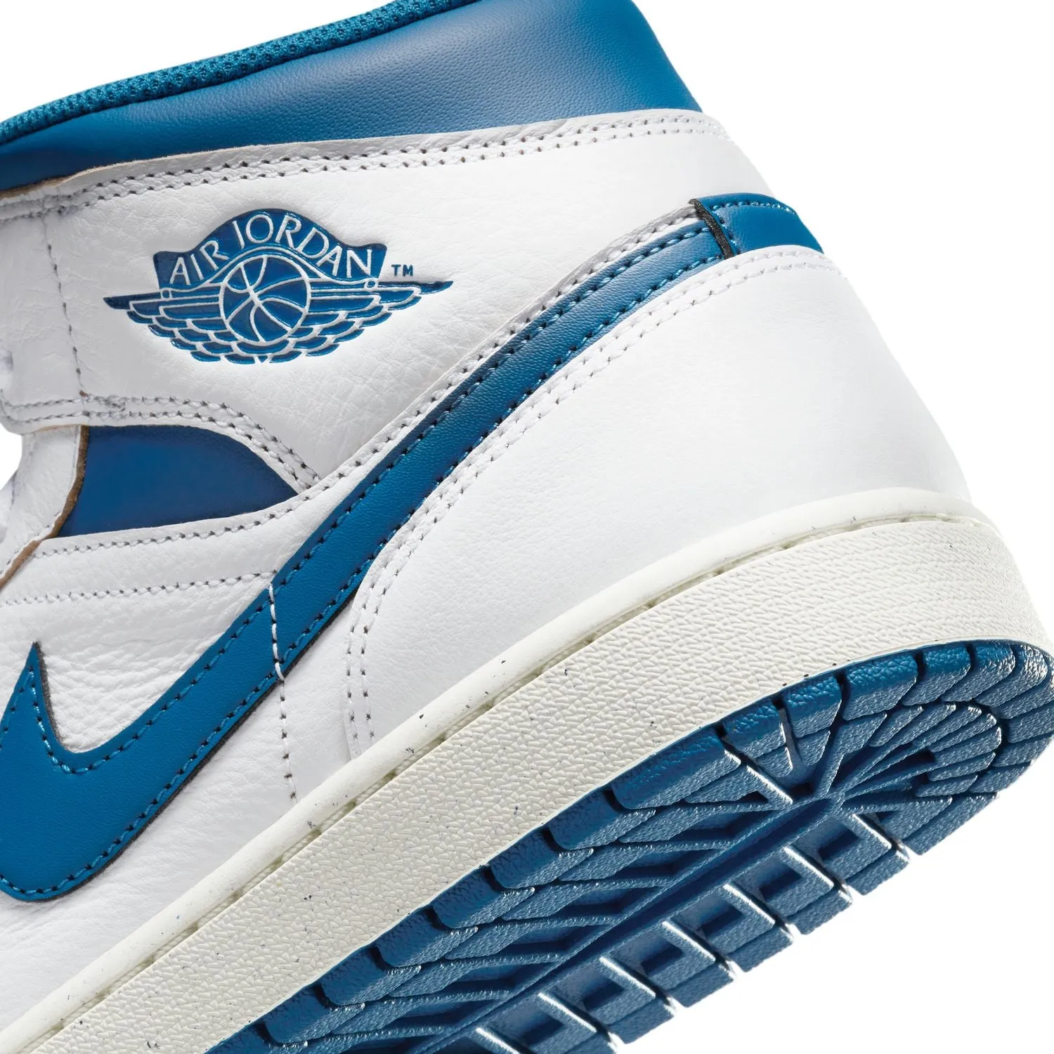 Air Jordan 1 Mid SE 'Industrial Blue'