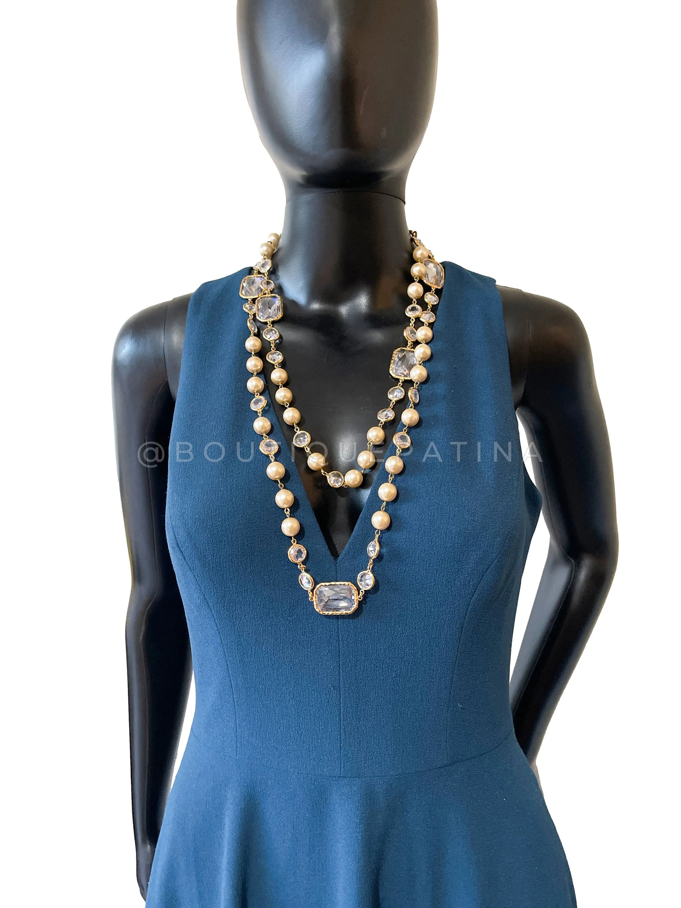 Chanel 1989 Vintage Clear White Jumbo Crystal and Pearl Chicklet Sautoir Station Strand Necklace