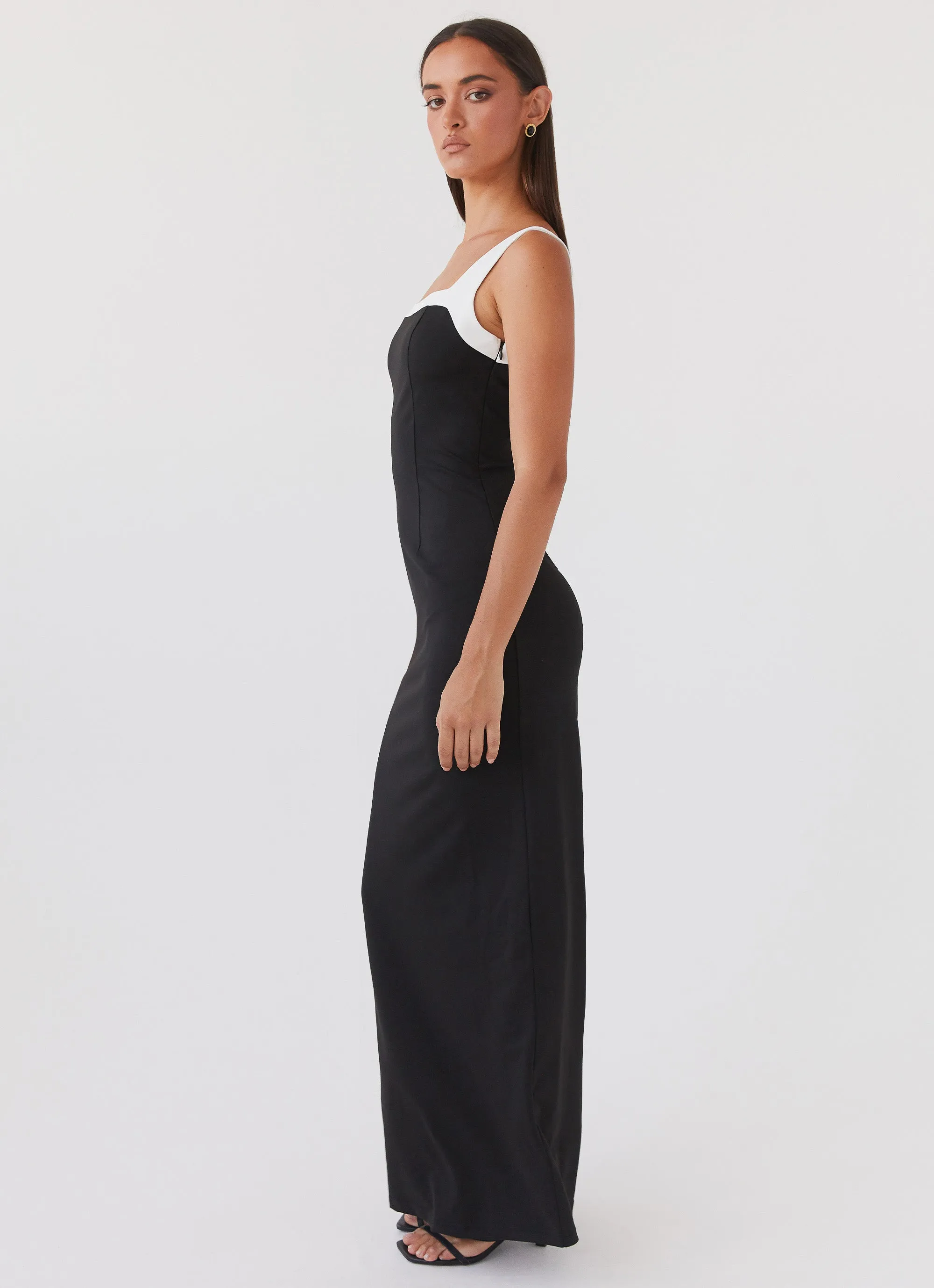 Ebonnie Maxi Dress - Black