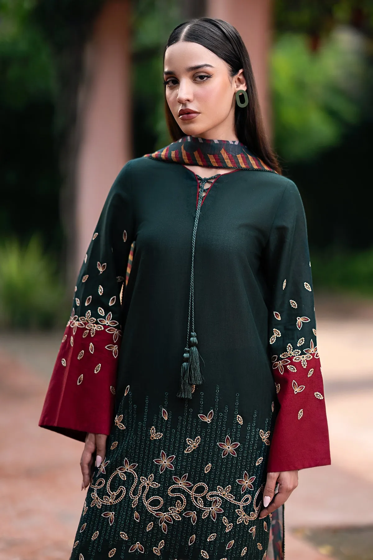 EMBROIDERED KHADDAR UW-0071