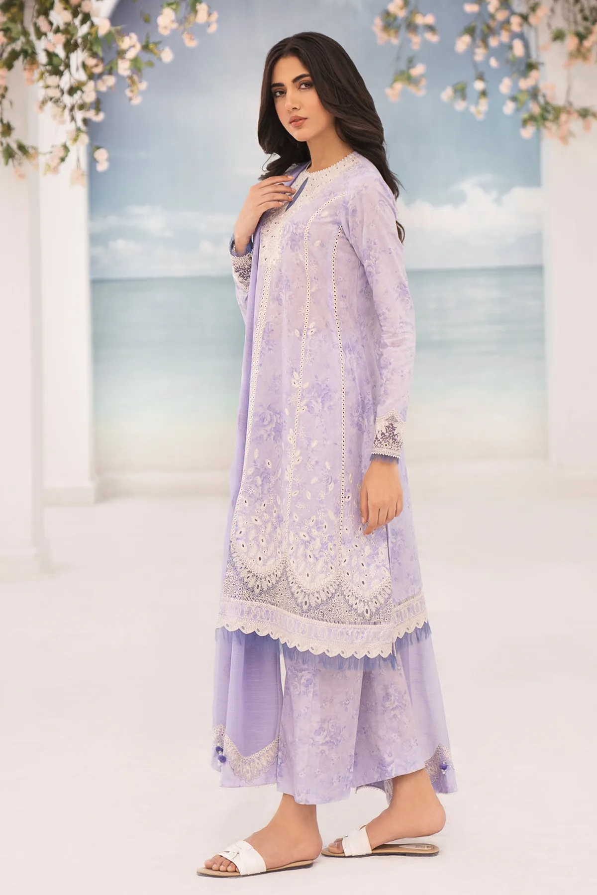 Embroidered Lawn RTW-1084