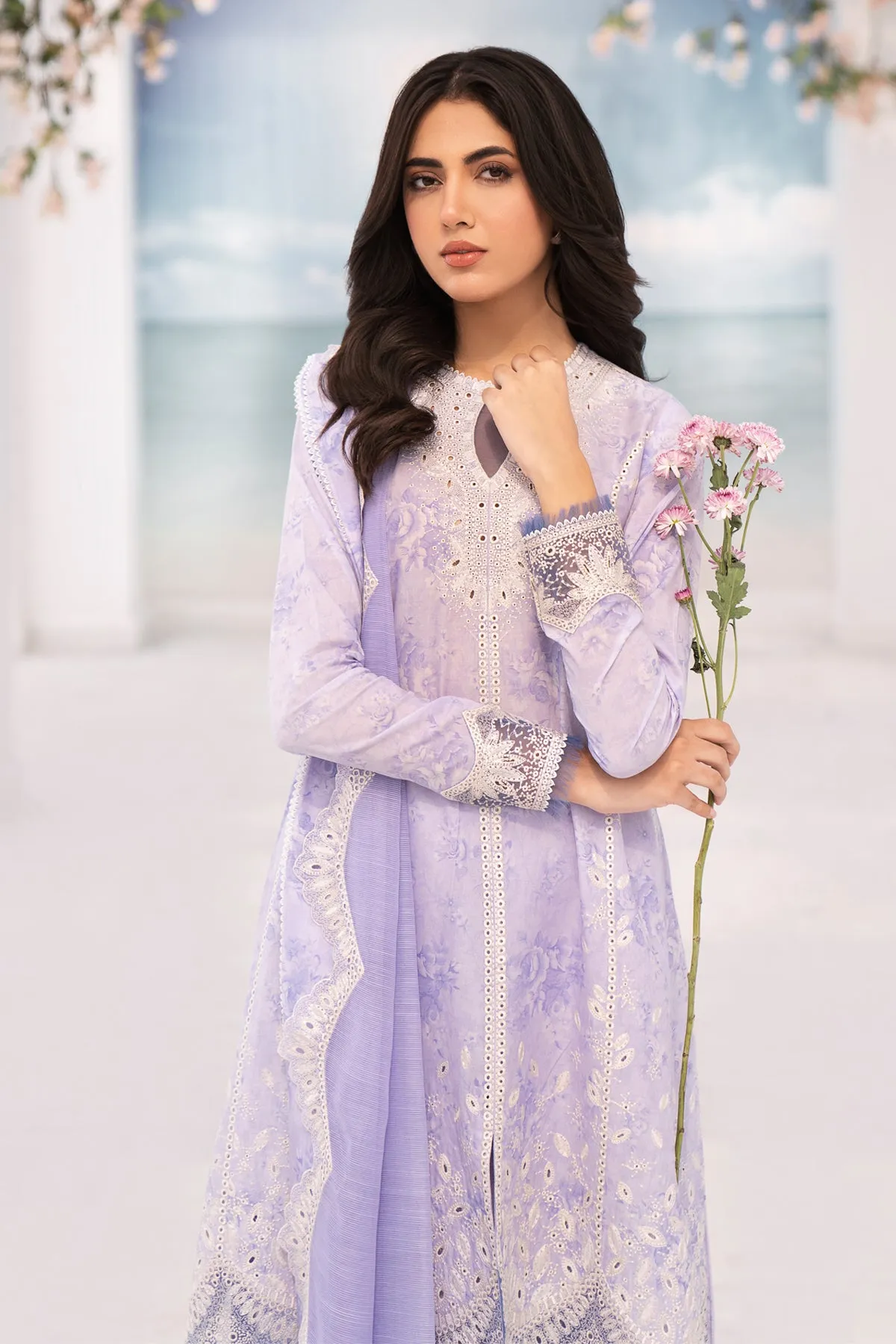 Embroidered Lawn RTW-1084