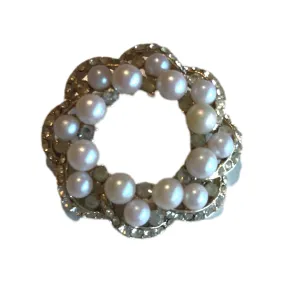 Faux Pearl and Clear Rhinestone Sparkling Wreath Brooch circa 1950s