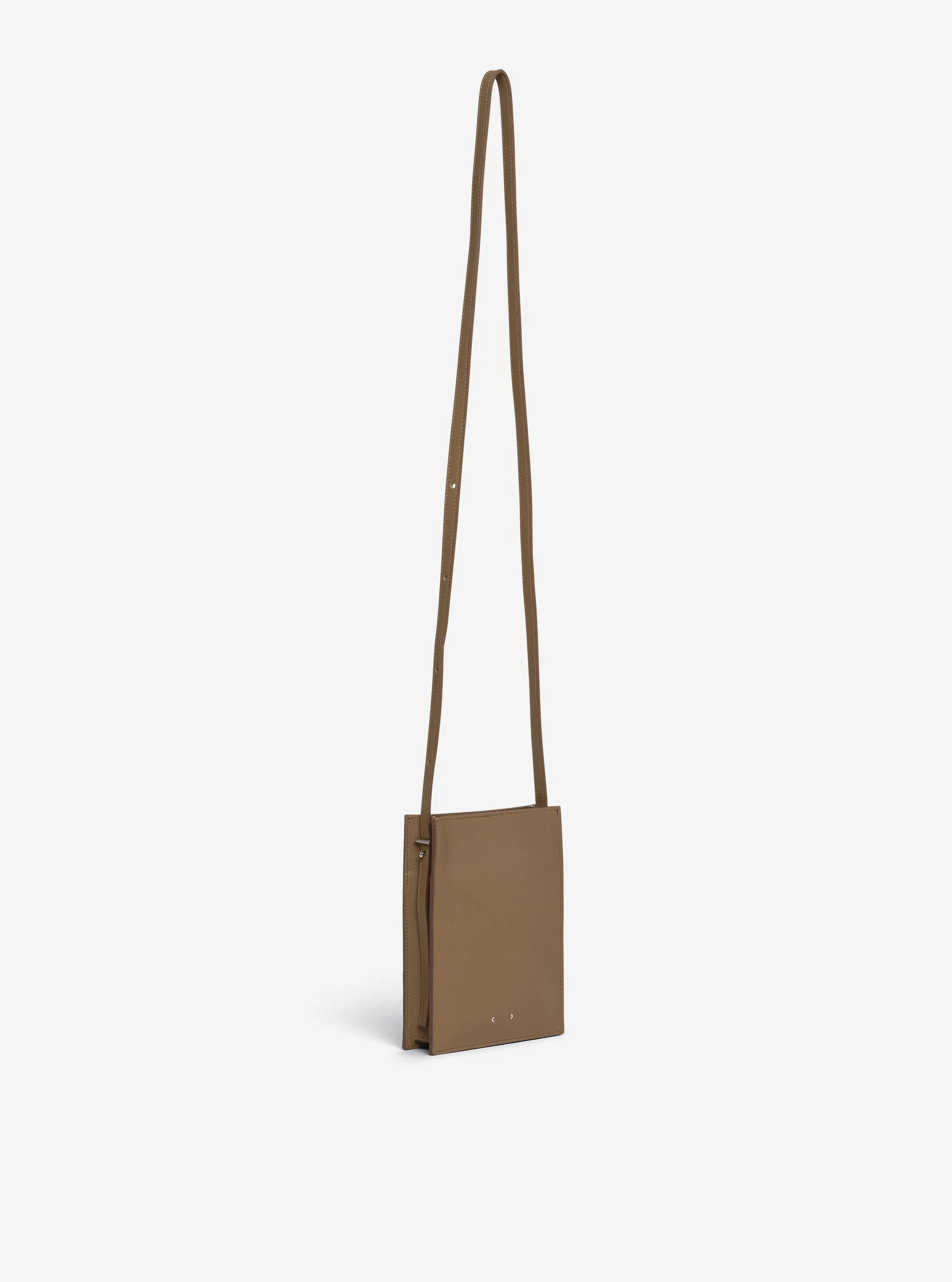 LEATHER SHOULDER BAG "AB 105" IN CASHEW