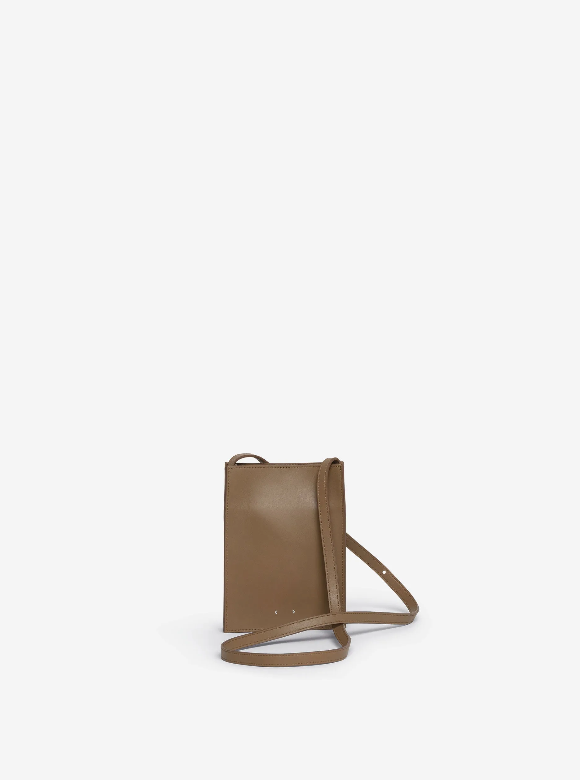 LEATHER SHOULDER BAG "AB 105" IN CASHEW