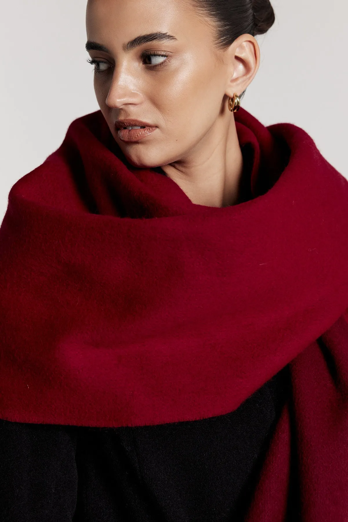 Two Tone Wool Wrap - Berry