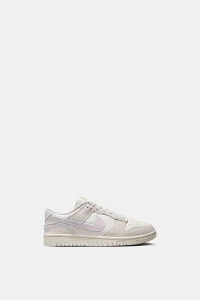 Women's Nike Dunk Low